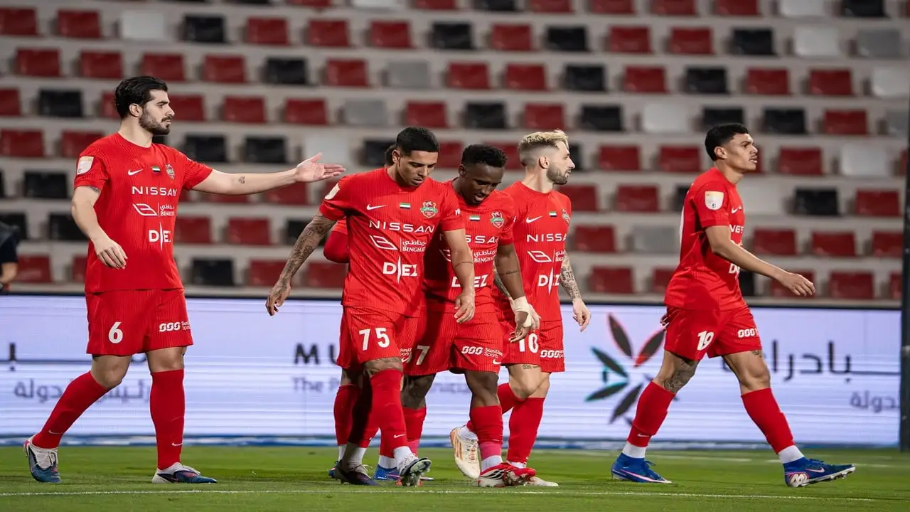 رسميًا.. تحديد موعد مباراة شباب الأهلي ضد خورفكان في الدوري الإماراتي